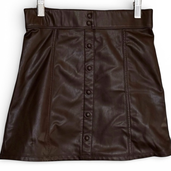 Abercrombie Kids Dark Brown Faux Leather Mini Skirt Size 13/14 - Picture 3 of 5